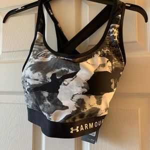2 plus size Under Armour sports bras NWT